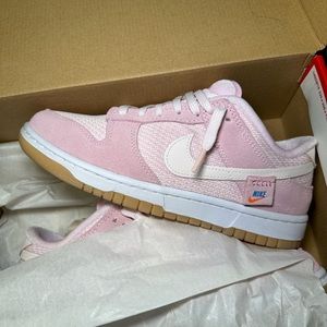 Pink teddy bear Nike dunks